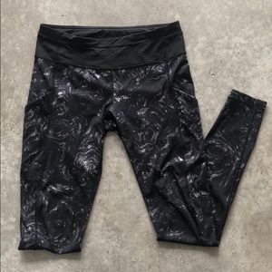 Lululemon Speed Tight, size 8